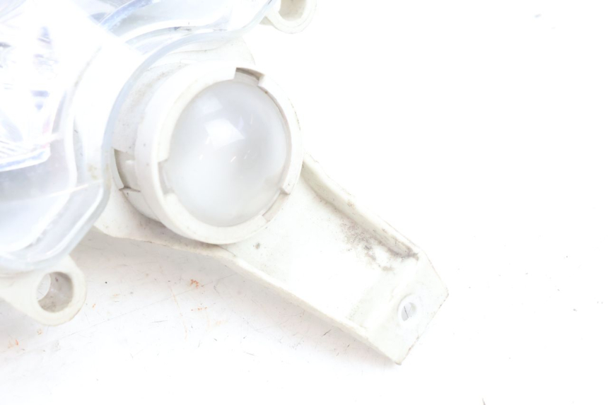 photo de FAROL DIANTEIRO PEUGEOT LUDIX BLASTER 50 (2006 - 2014) - Zoom do estado de desgaste