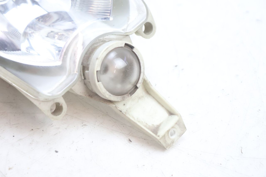 photo de FAROL DIANTEIRO PEUGEOT LUDIX PRO 2T 50 (2010 - 2017) - Zoom do estado de desgaste