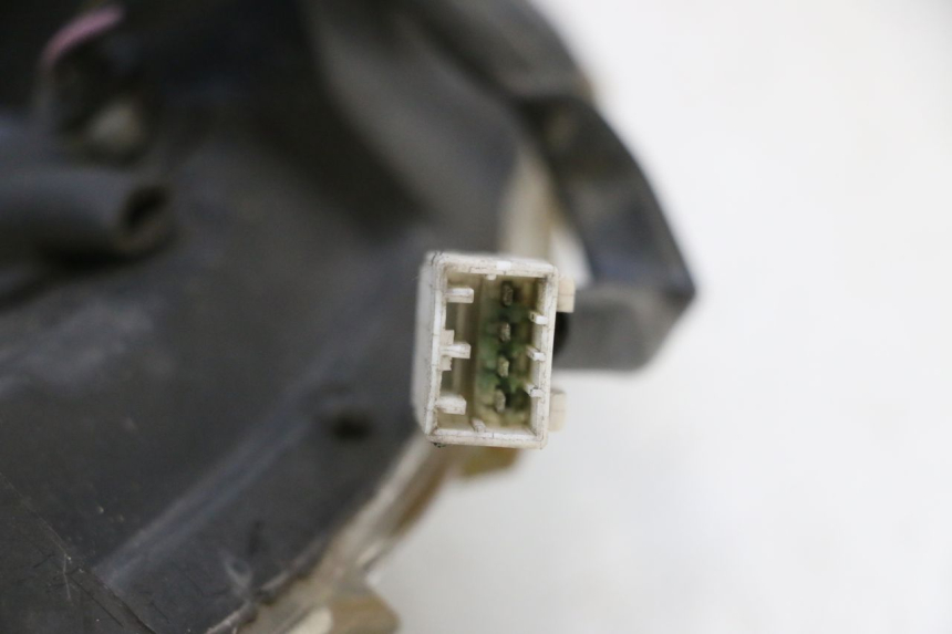 photo de FAROL DIANTEIRO PIAGGIO MP3 RL 250 (2006 - 2010) - Zoom de qualidade