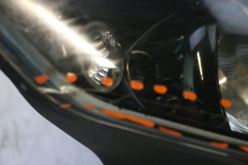 photo de FAROL DIANTEIRO PIAGGIO MP3 RL 250 (2006 - 2010) - Vista geral