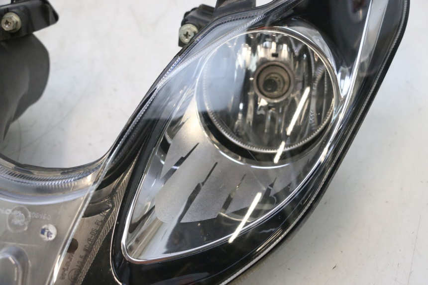 photo de FAROL DIANTEIRO PIAGGIO MP3 500 (2016 - 2018) - Detalhe da peça