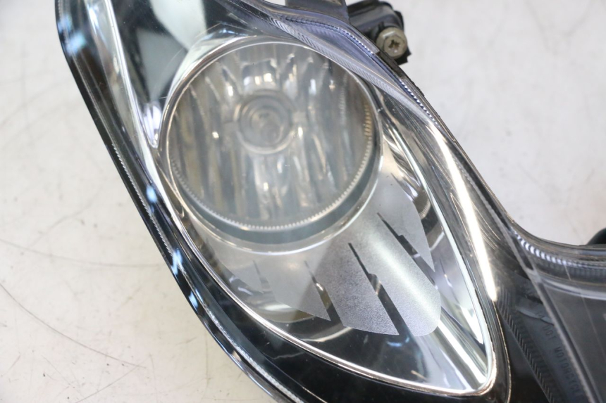 photo de FAROL DIANTEIRO PIAGGIO MP3 500 (2016 - 2018) - Zoom do estado de desgaste