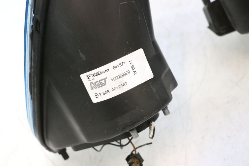 photo de FAROL DIANTEIRO PIAGGIO MP3 125 (2006 - 2014) - Zoom do estado de desgaste