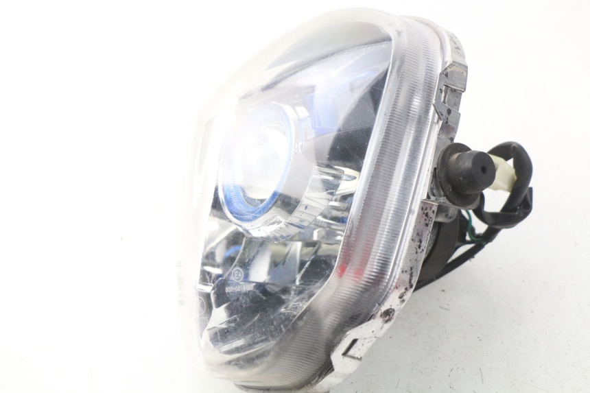 photo de FAROL DIANTEIRO YAMASAKI MSX 50 (2013 - 2022) - Detalhe da peça