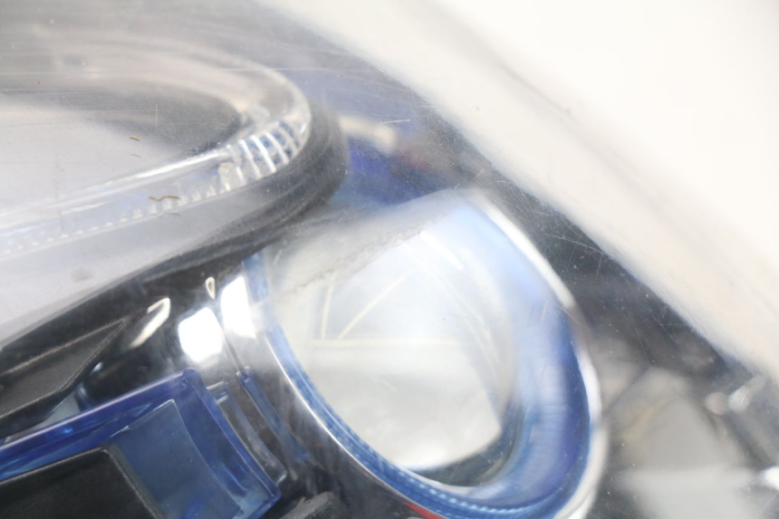 photo de FAROL DIANTEIRO YAMASAKI MSX 50 (2013 - 2022) - Zoom do estado de desgaste