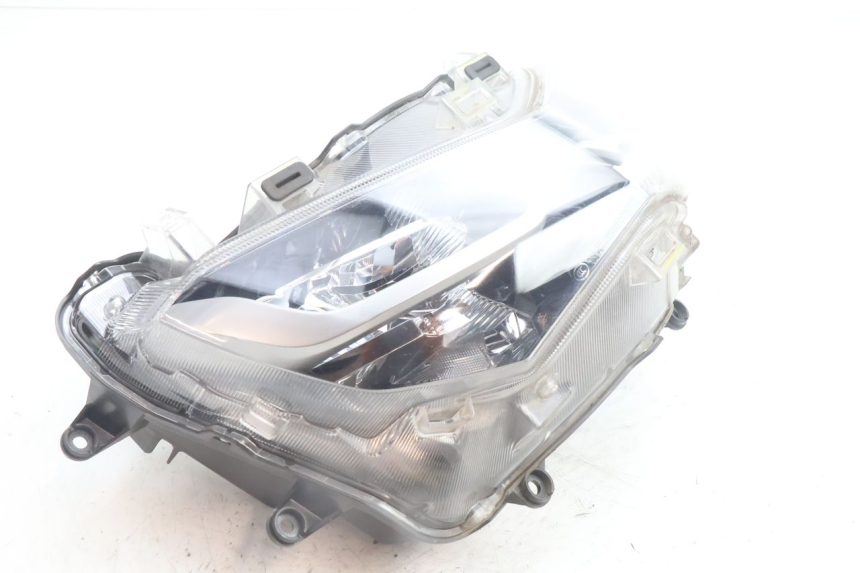 photo de FAROL DIANTEIRO YAMAHA N-MAX NMAX 125 (2021 - 2024) - Zoom do estado de desgaste