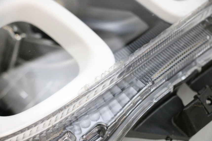 photo de FAROL DIANTEIRO YAMAHA NEO'S CORE 1 (2022 - 2026) - Detalhes característicos