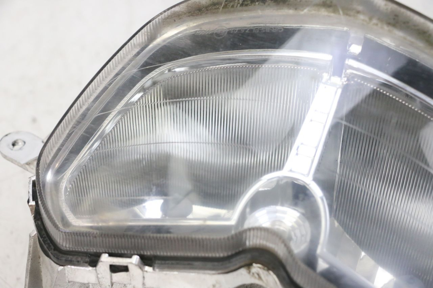 photo de FAROL DIANTEIRO PIAGGIO NEW TYPHOON 50 (2018 - 2021) - Zoom do estado de desgaste
