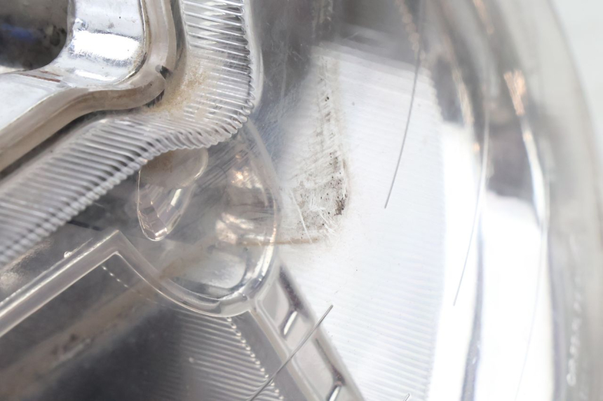 photo de FAROL DIANTEIRO PIAGGIO NEW TYPHOON 50 (2018 - 2021) - Outro ângulo de visão