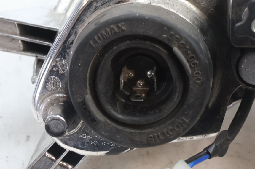 photo de FAROL DIANTEIRO PIAGGIO NEW TYPHOON 50 (2018 - 2021) - Marcações e referências