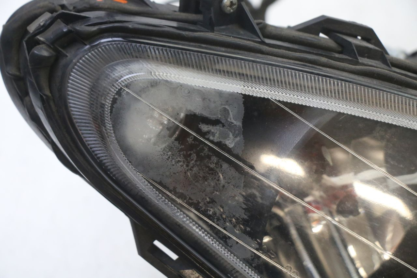 photo de FAROL DIANTEIRO PIAGGIO NRG POWER PUREJET 50 (2018 - 2021) - Zoom do estado de desgaste