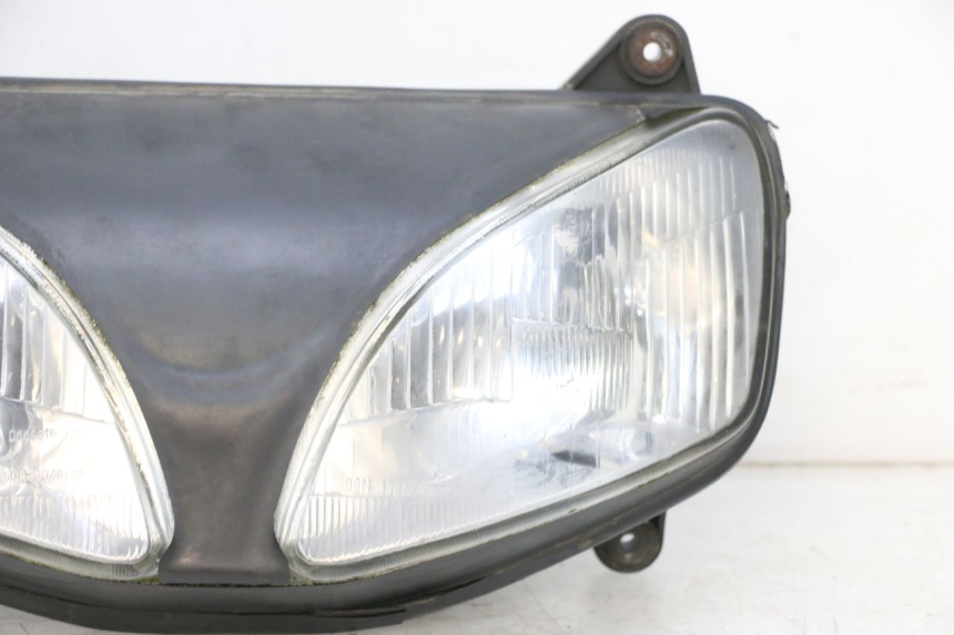 photo de FAROL DIANTEIRO HONDA NSR R 125 (1994 - 2003) - Detalhes característicos