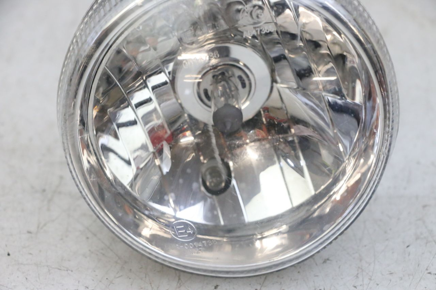 photo de FAROL DIANTEIRO JM MOTORS OLDIES GT 4T 50 (2018 - 2025) - Estado da superfície
