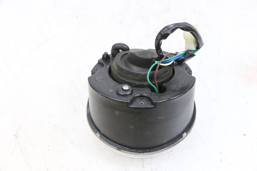 photo de FAROL DIANTEIRO JM MOTORS OLDIES GT 4T 50 (2018 - 2025) - Zoom do estado de desgaste