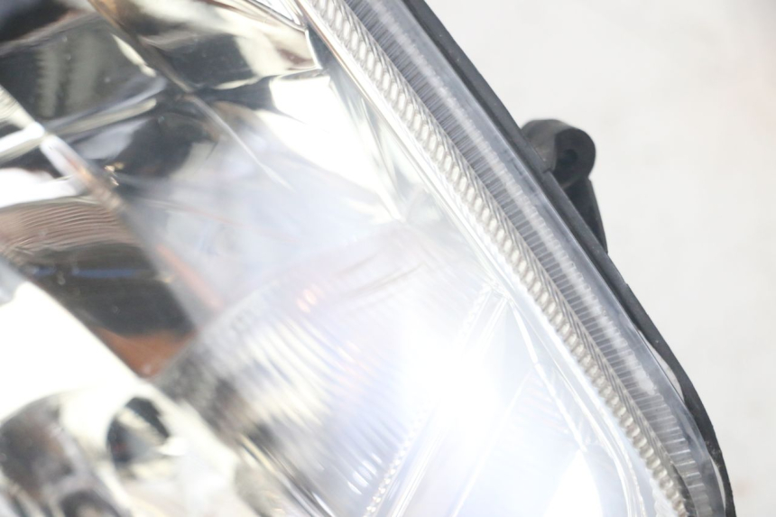 photo de FAROL DIANTEIRO SYM ORBIT 2 4T 50 (2008 - 2017) - Estado da superfície
