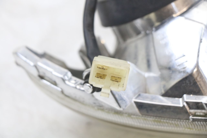 photo de FAROL DIANTEIRO PEUGEOT BELVILLE 125 (2017 - 2021) - Marcações e referências