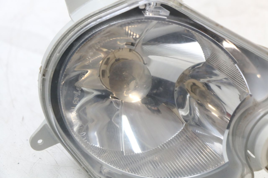 photo de FAROL DIANTEIRO PEUGEOT LUDIX 50 (2005 - 2007) - Zoom do estado de desgaste