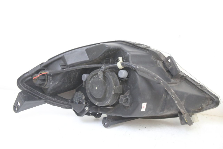 photo de FAROL DIANTEIRO PEUGEOT SATELIS 125 (2013 - 2018) - Estado da superfície