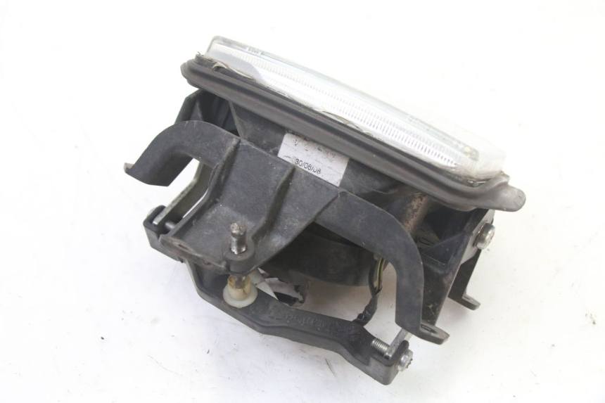 photo de FAROL DIANTEIRO PIAGGIO VESPA S 2T 50 (2007 - 2014) - Outro ângulo de visão