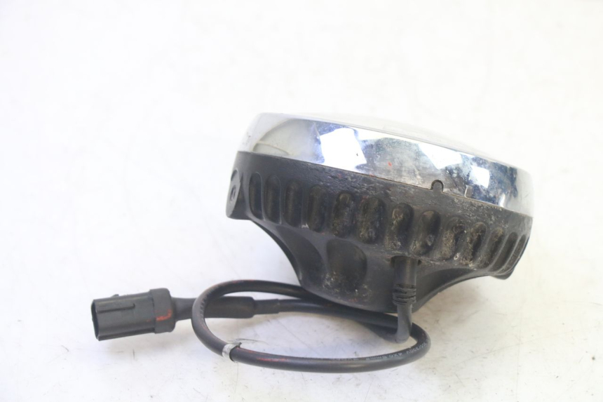 photo de FAROL DIANTEIRO LIGIER PULSE 3 1 (2014 - 2020) - Zoom do estado de desgaste