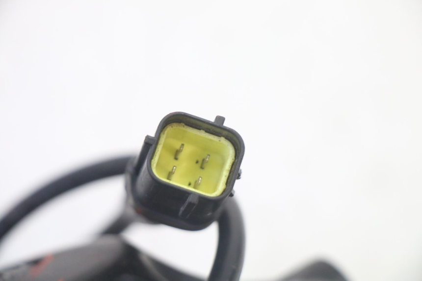 photo de FAROL DIANTEIRO LIGIER PULSE 3 1 (2014 - 2020) - Pontos de fixação