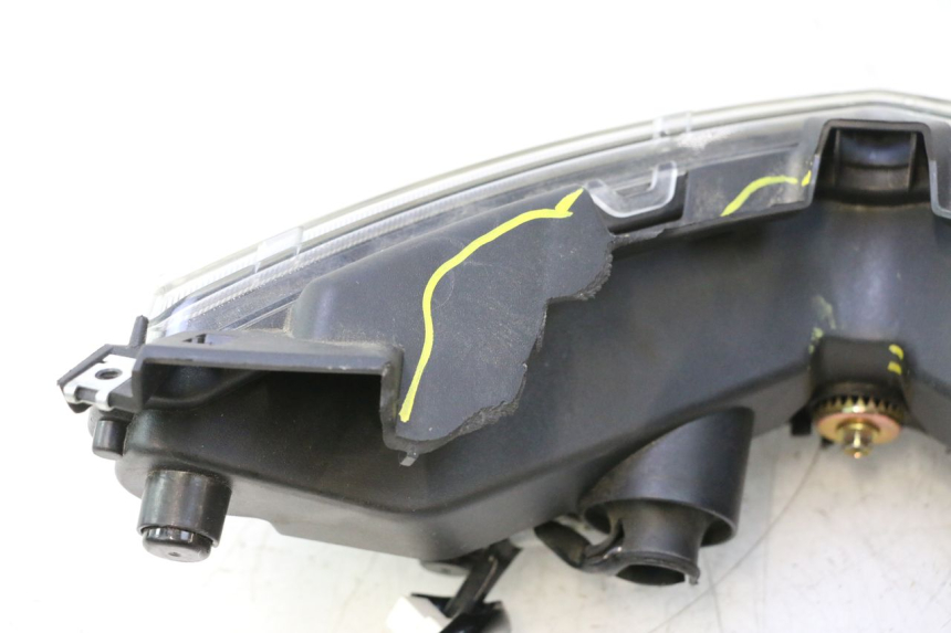 photo de FAROL DIANTEIRO JM MOTORS R-MAX TECH 50 (2024 - 2026) - Inspeção visual