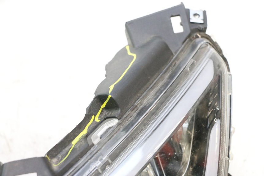 photo de FAROL DIANTEIRO JM MOTORS R-MAX TECH 50 (2024 - 2026) - Ângulo alternativo