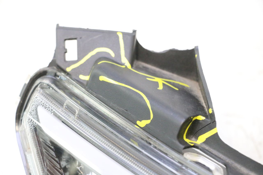 photo de FAROL DIANTEIRO JM MOTORS R-MAX TECH 50 (2024 - 2026) - Zoom de qualidade