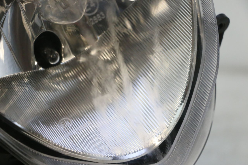 photo de FAROL DIANTEIRO LAZIO RENO 50 (2016 - 2021) - Ampliação técnica