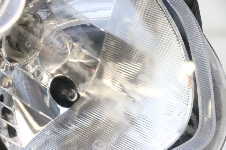 photo de FAROL DIANTEIRO LAZIO RENO 50 (2016 - 2021) - Pontos de fixação