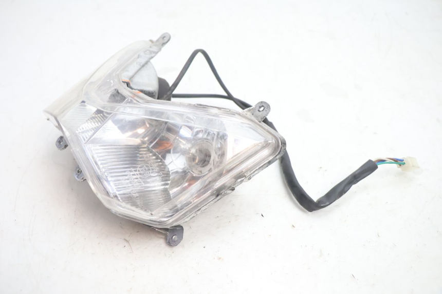 photo de FAROL DIANTEIRO YAMASAKI ROADSTER 50 (2013 - 2018) - Pontos de fixação