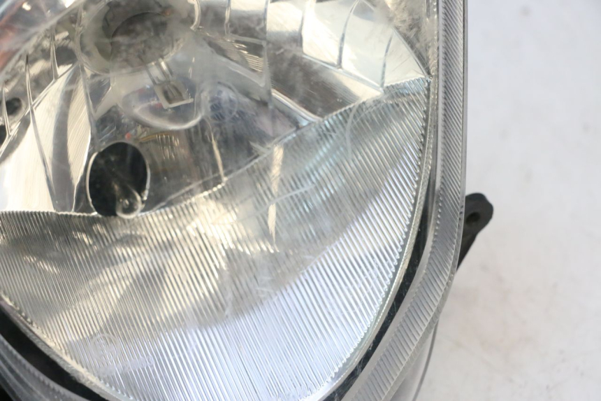 photo de FAROL DIANTEIRO TNT MOTOR ROMA 10' 2T 50 (2011 - 2018) - Ampliação dos componentes