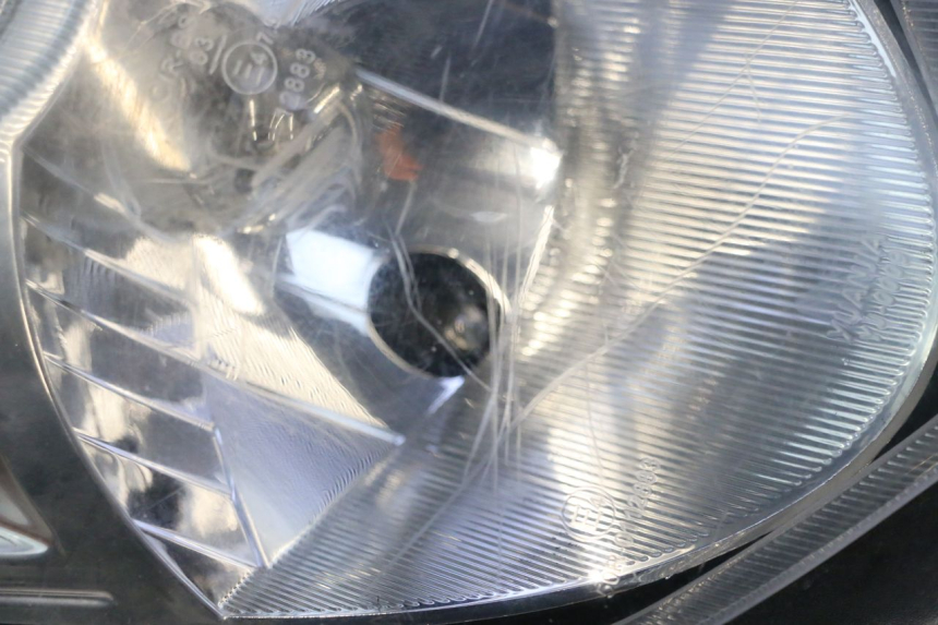 photo de FAROL DIANTEIRO TNT MOTOR ROMA 10' 2T 50 (2011 - 2018) - Outro ângulo de visão