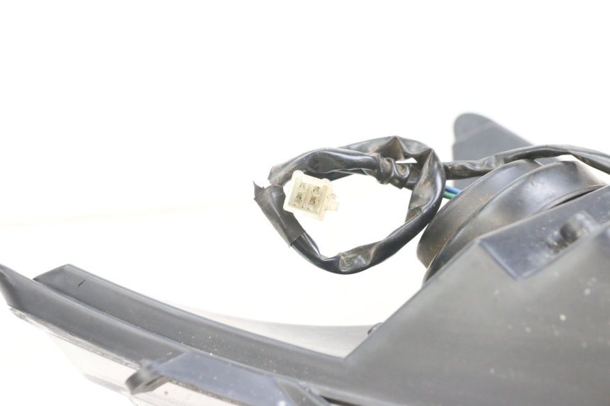 photo de FAROL DIANTEIRO TNT MOTOR ROMA 10' 4T 50 (2007 - 2018) - Outro ângulo de visão