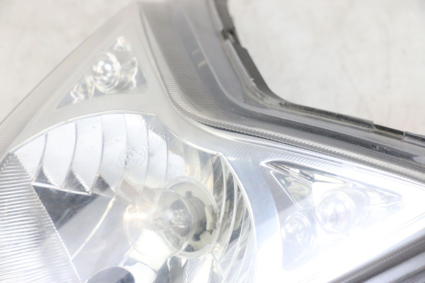 photo de FAROL DIANTEIRO TNT MOTOR ROMA 10' 4T 50 (2007 - 2018) - Peça verificada