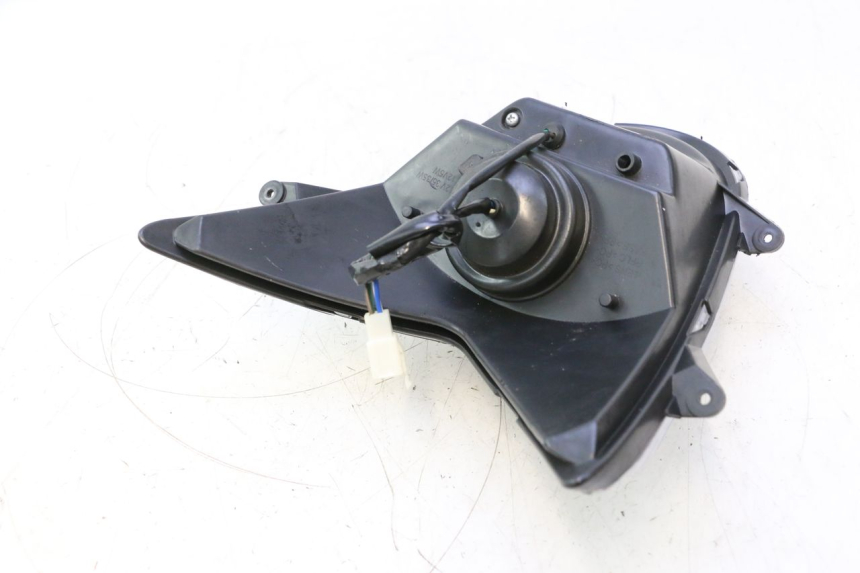photo de FAROL DIANTEIRO TNT MOTOR ROMA 10' 4T 50 (2007 - 2018) - Outro ângulo de visão
