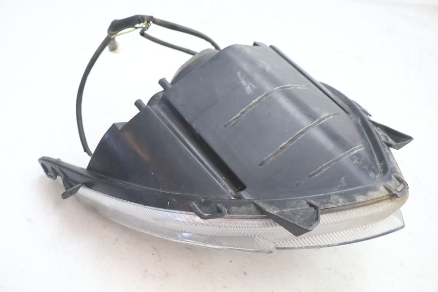 photo de FAROL DIANTEIRO KEEWAY RY6 2T 50 (2011 - 2019) - Pontos de fixação