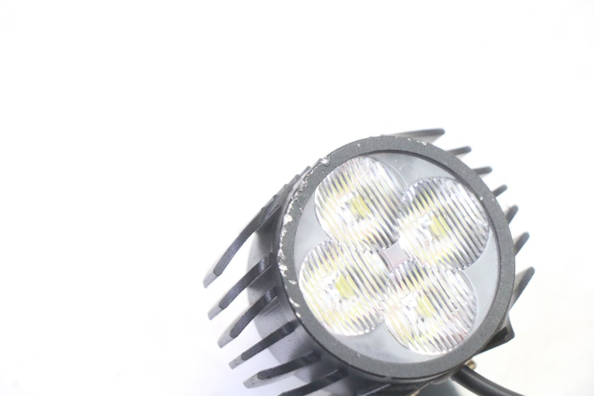 photo de FAROL DIANTEIRO HERO S10 1 - Detalhe da peça