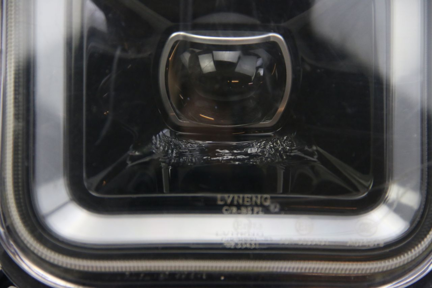 photo de FAROL DIANTEIRO LVNENG S5 1 (2019 - 2023) - Vista geral