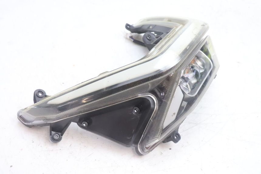 photo de FAROL DIANTEIRO JM MOTORS SANTANA EVO 50 (2024 - 2026) - Ampliação técnica
