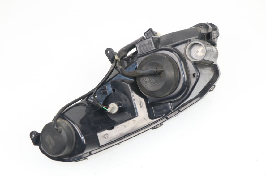 photo de FAROL DIANTEIRO PEUGEOT SATELIS COMPRESSOR K15 125 (2006 - 2009) - Detalhes característicos