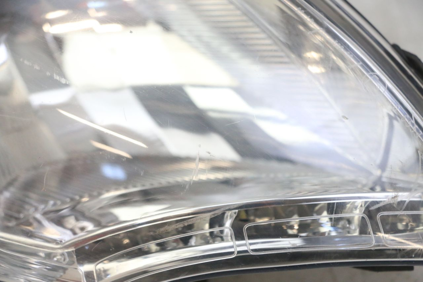 photo de FAROL DIANTEIRO PEUGEOT SATELIS 125 (2013 - 2018) - Vista do produto