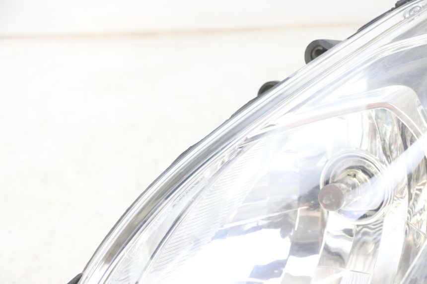 photo de FAROL DIANTEIRO PEUGEOT SATELIS 125 (2013 - 2018) - Peça verificada