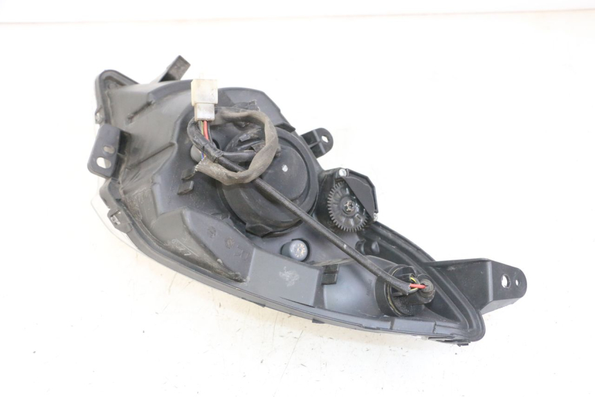 photo de FAROL DIANTEIRO PEUGEOT SATELIS 125 (2013 - 2018) - Pontos de fixação