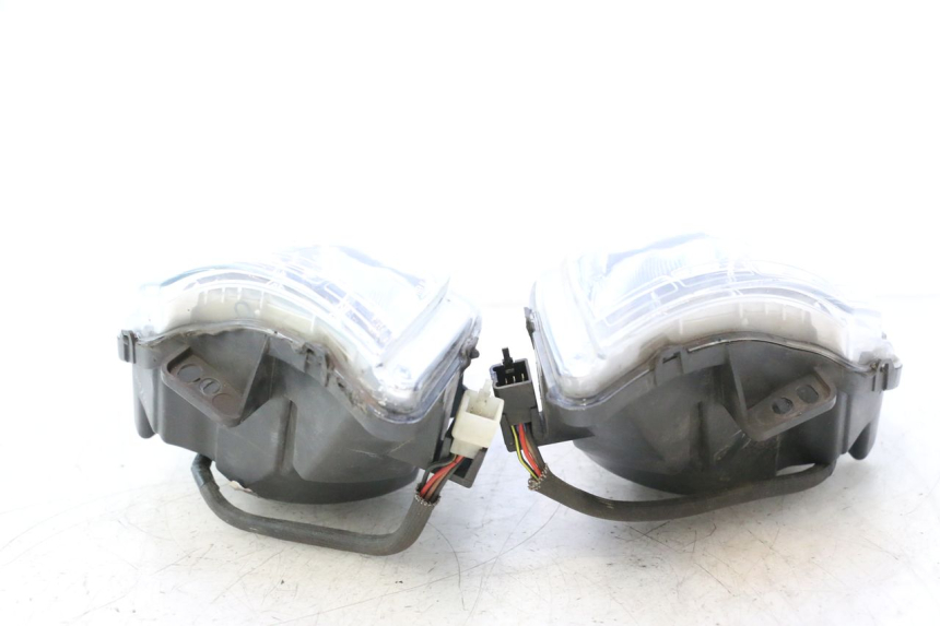 photo de FAROL DIANTEIRO PEUGEOT SATELIS 125 (2013 - 2018) - Peça verificada