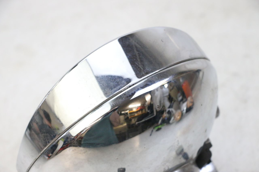 photo de FAROL DIANTEIRO APRILIA SCARABEO GT TOURING 125 (1999 - 2005) - Estado da superfície
