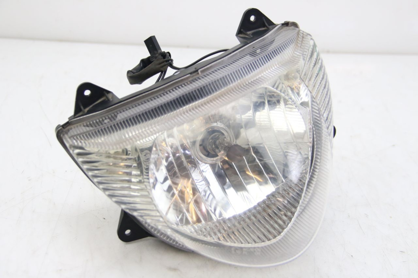 photo de FAROL DIANTEIRO SUZUKI SIXTEEN 125 (2008 - 2010) - Vista principal