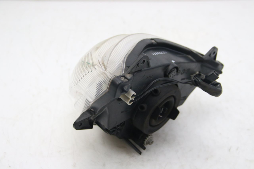 photo de FAROL DIANTEIRO SUZUKI SIXTEEN 125 (2008 - 2010) - Detalhe da peça