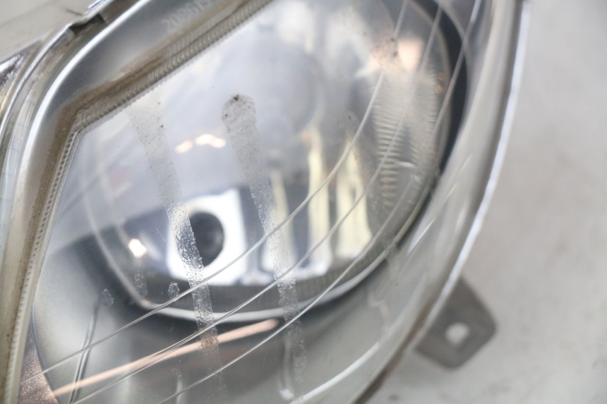 photo de FAROL DIANTEIRO MBK SKYCRUISER 125 (2010 - 2013) - Pontos de fixação