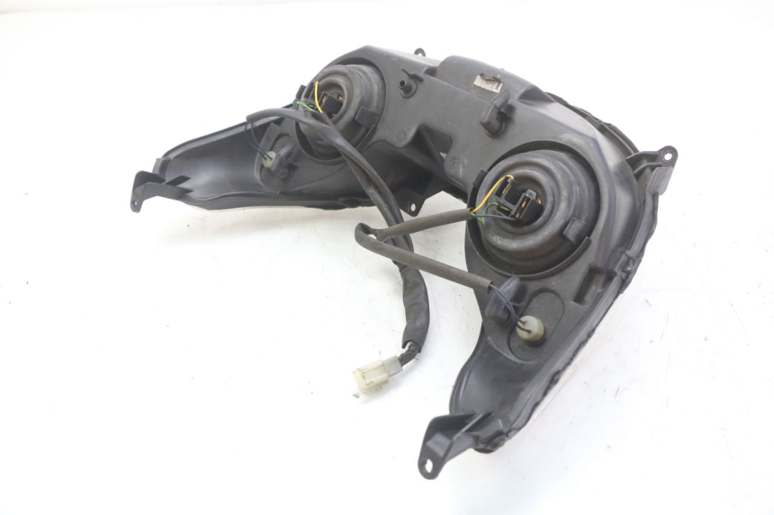 photo de FAROL DIANTEIRO MBK SKYCRUISER 125 (2006 - 2009) - Zoom do estado de desgaste
